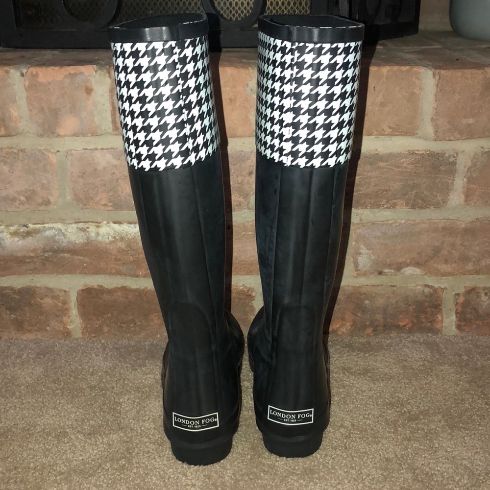 Rain boots